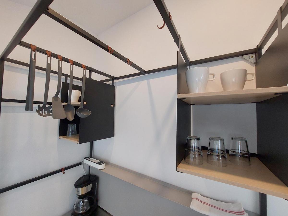 Key Apartments In Main Square Brasov Bagian luar foto